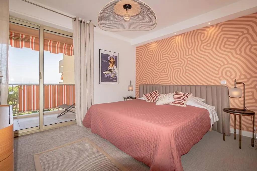 Superbe Appart Vue Mer, Plage, Piscine, Tennis, Parking Antibes France